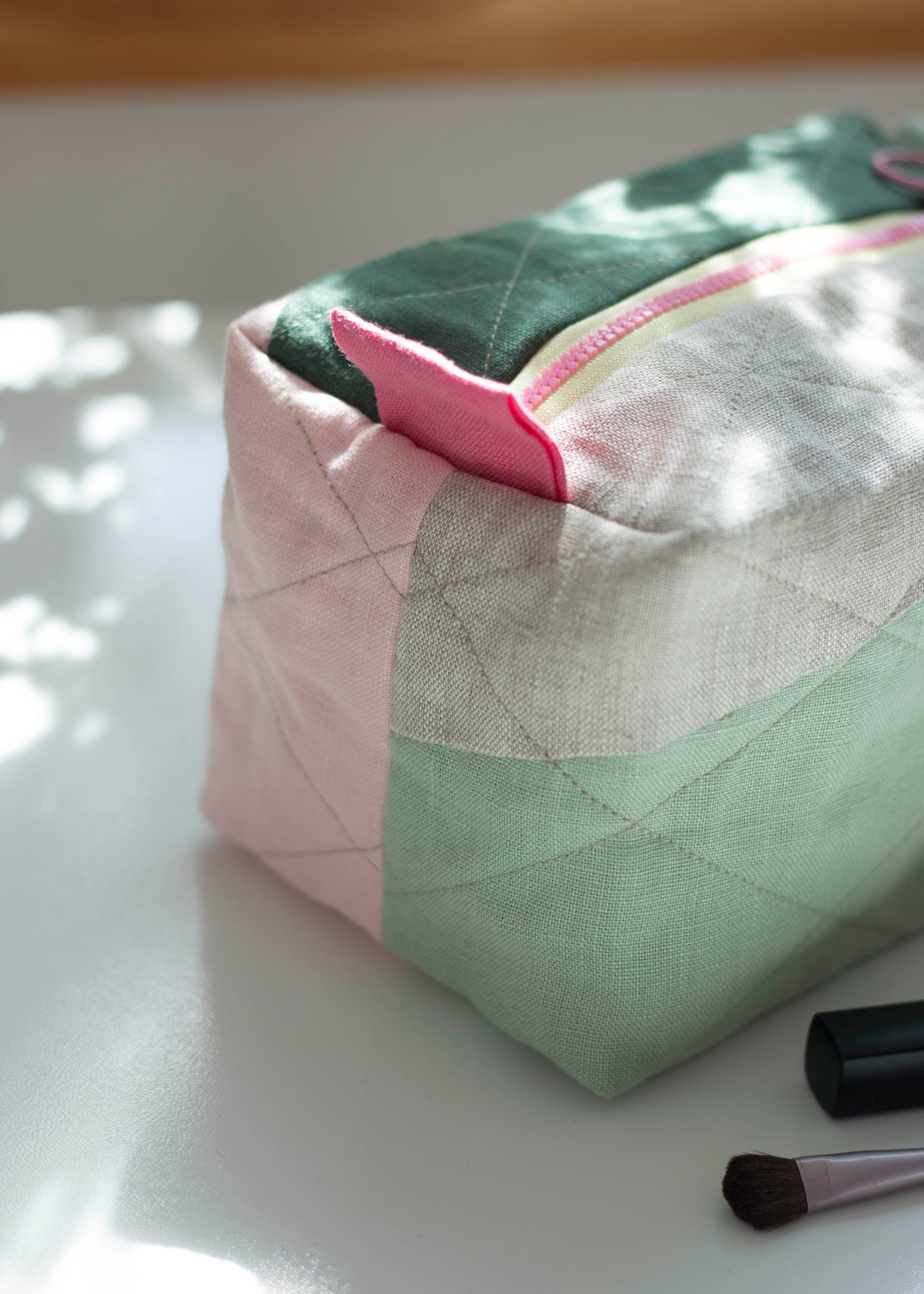 Green Pink | Linen Quilted Pouch