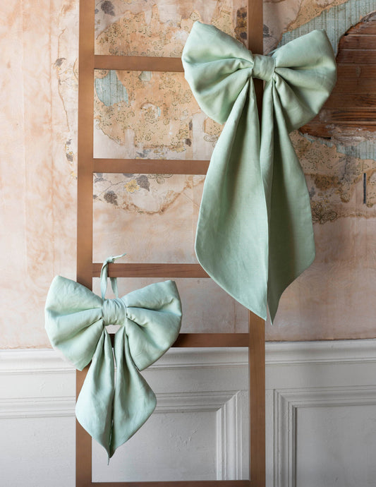 Pistachio Green Giant Linen Bow