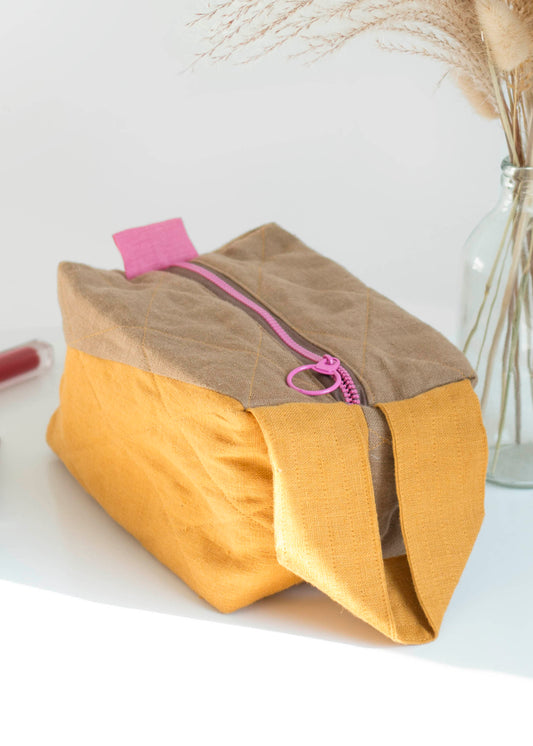Linen Quilted Pouch (Brown Sand)